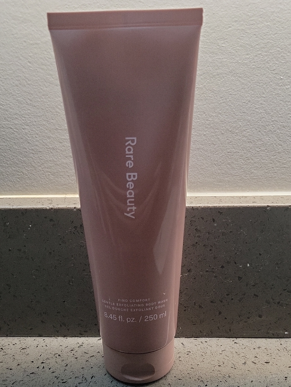 Rare Beauty Pink Gentle Exfoliating Body Wash